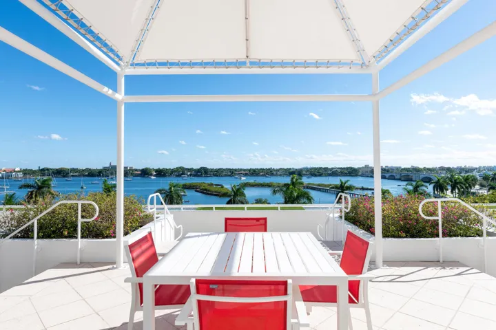 529 S Flagler Dr Unit 3 West-large-045-0