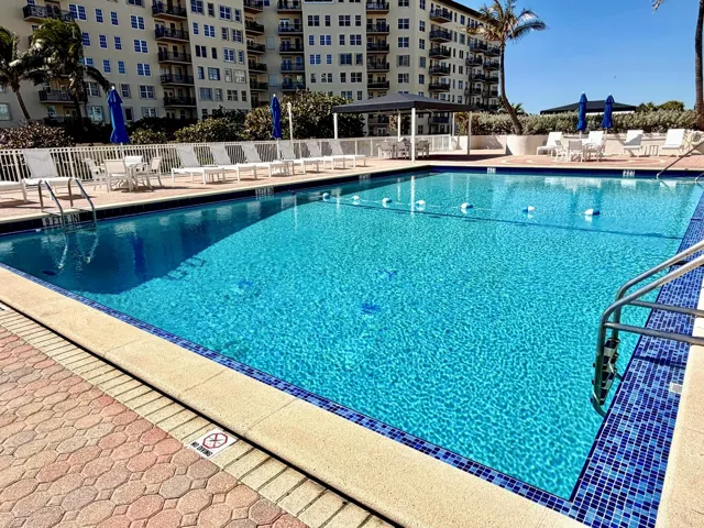 POOL DECK