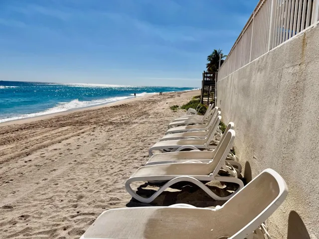 BEACH WITH LOUNGERS