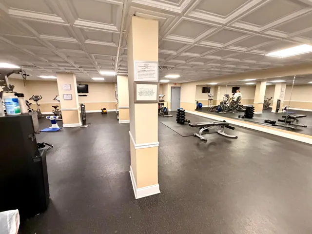 GYM/FITNESS CENTER