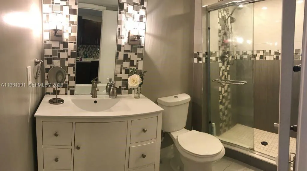 Bathroom Guest