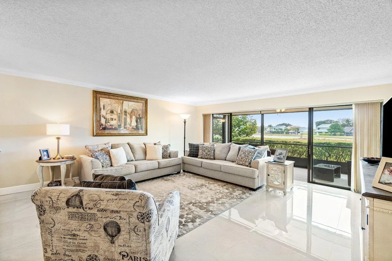 006-5771FairwayParkCourt-103-BoyntonBeac