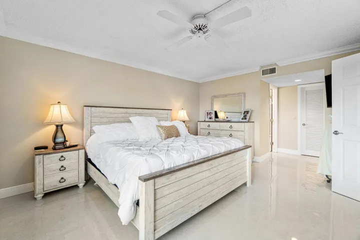 024-5771FairwayParkCourt-103-BoyntonBeac