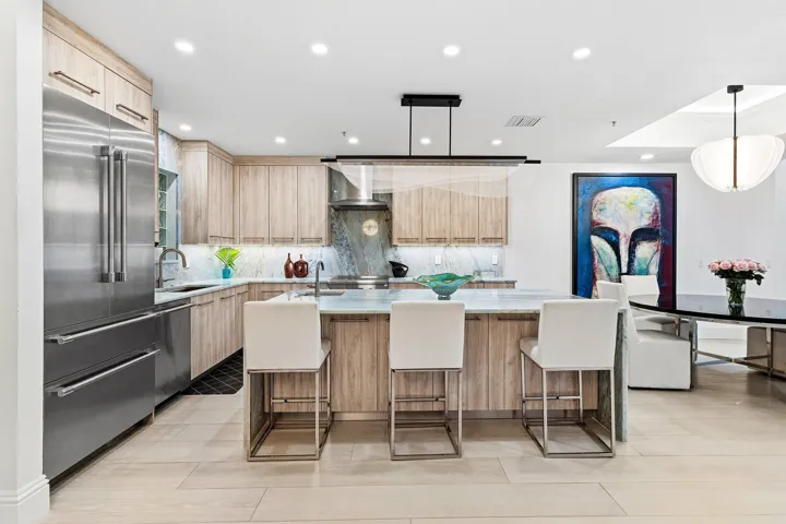012-122Southeast6thAvenue-3-DelrayBeach-