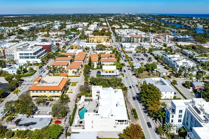 034-122Southeast6thAvenue-3-DelrayBeach-