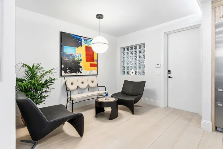 011-122Southeast6thAvenue-3-DelrayBeach-