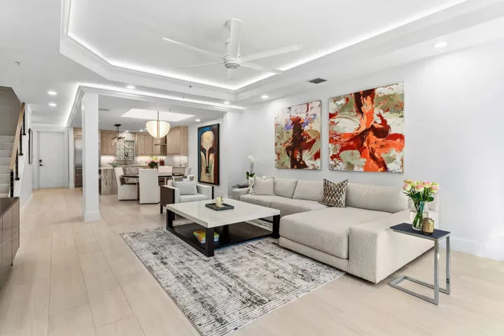 004-122Southeast6thAvenue-3-DelrayBeach-