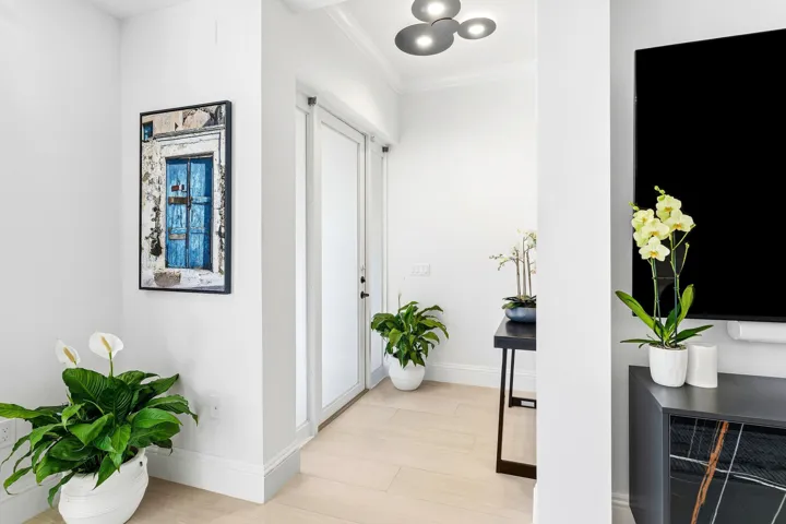 003-122Southeast6thAvenue-3-DelrayBeach-