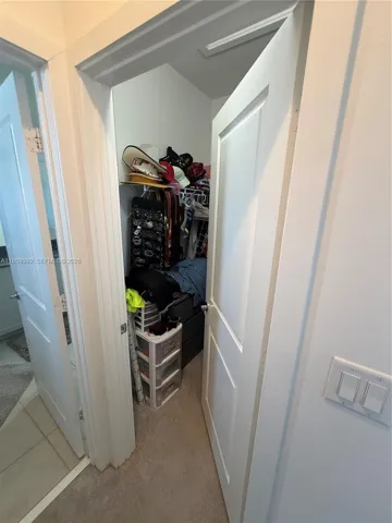 Walk in closet