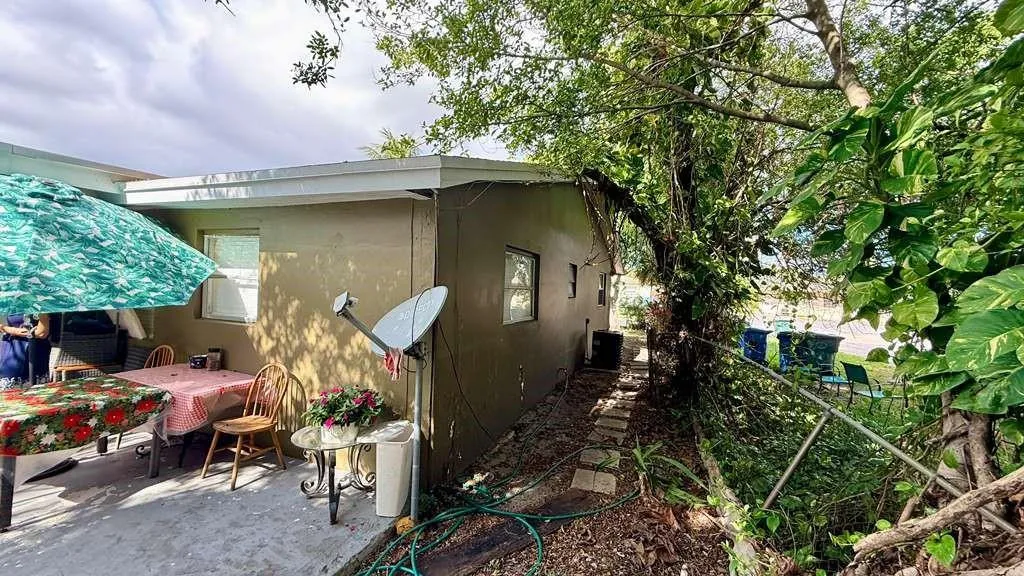 Property photo 24