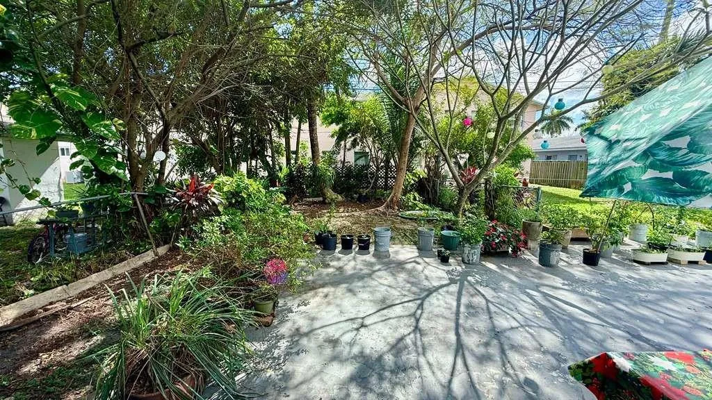 Property photo 25