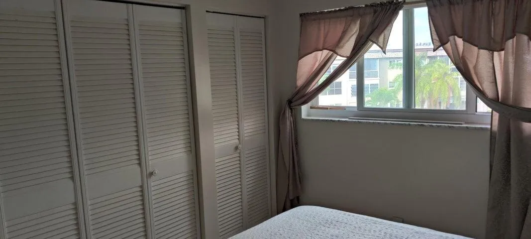 308 guest closet