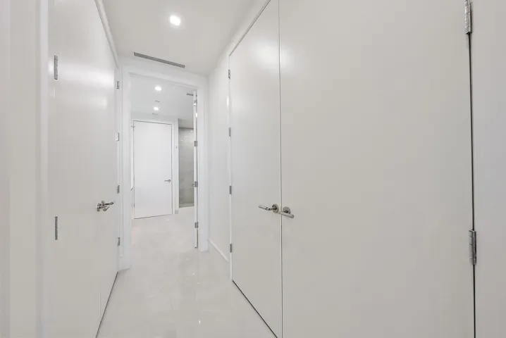 220 Lake Shore Dr unit 1008-14