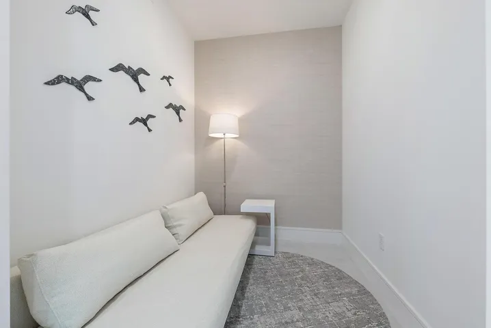 220 Lake Shore Dr unit 1008-3