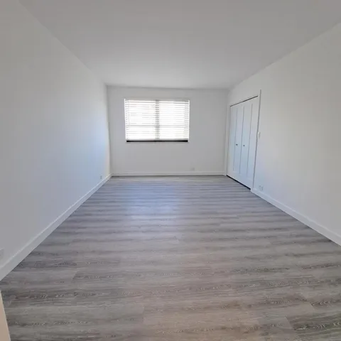 1000056006