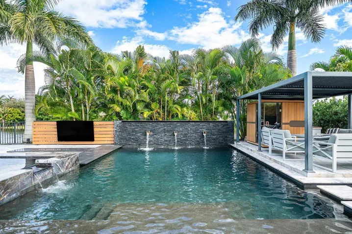 041-3019GinBerryWay-WestPalmBeach-FL-334