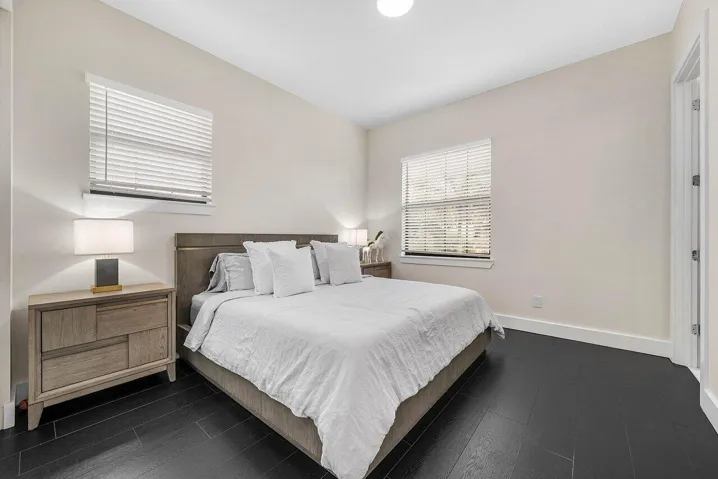 029-3019GinBerryWay-WestPalmBeach-FL-334