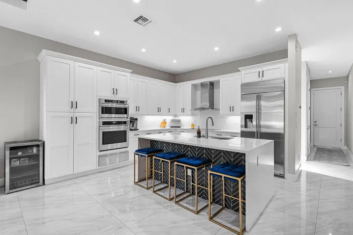 008-3019GinBerryWay-WestPalmBeach-FL-334