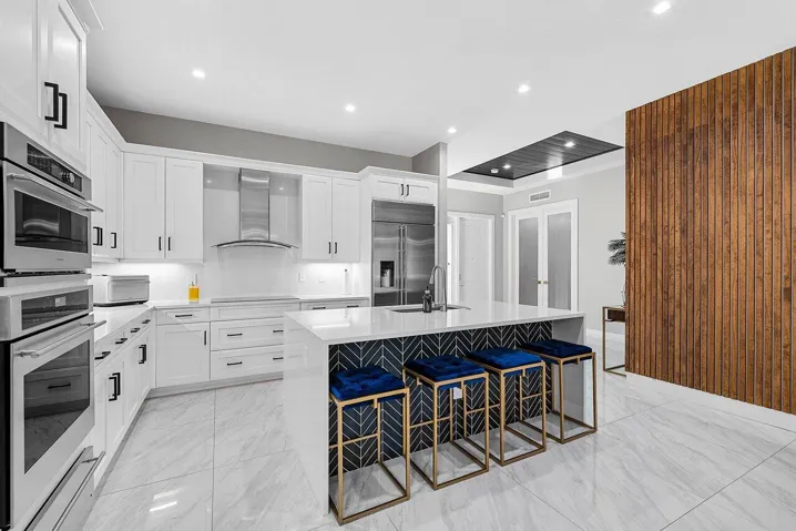 009-3019GinBerryWay-WestPalmBeach-FL-334