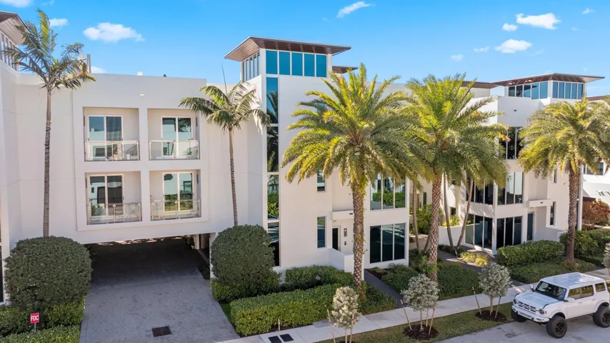 Sky230 is the hottest community in Norman Rockwellesque Lauderdale by the Sea!