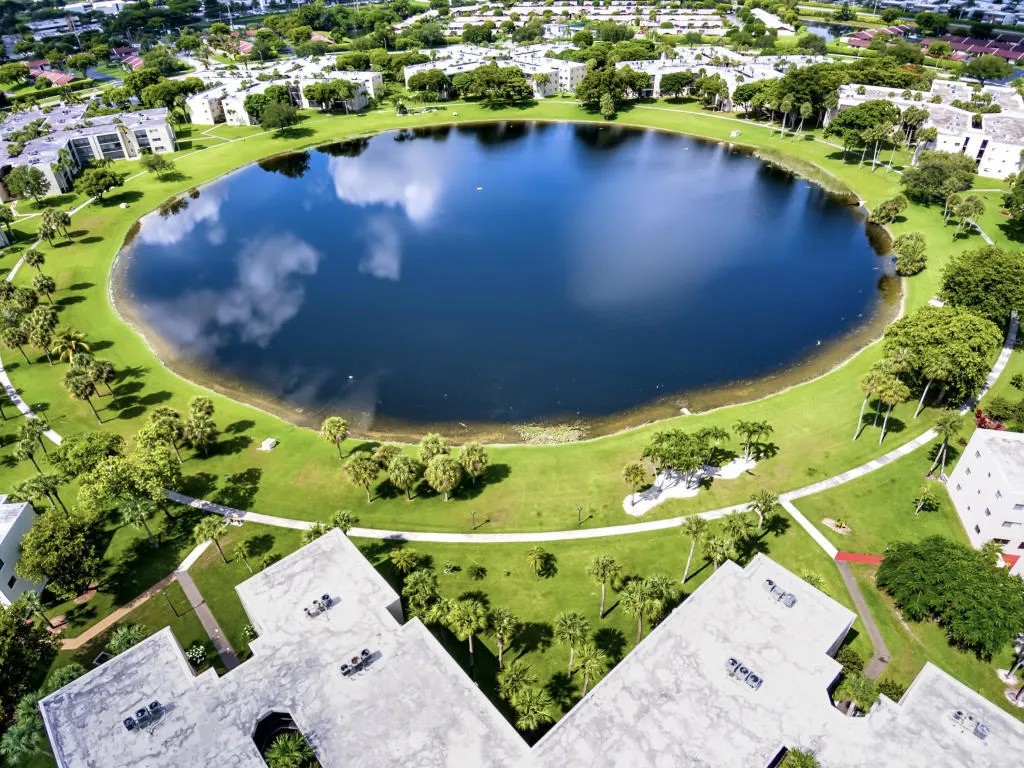 LV Lake4