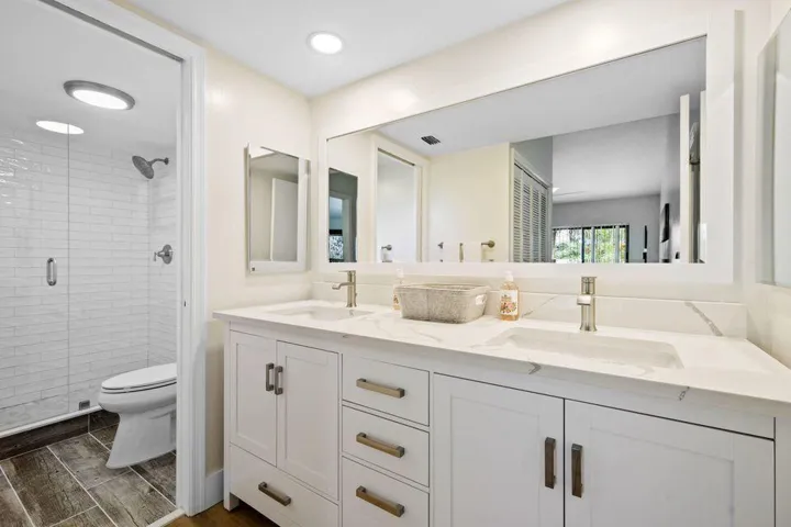 1/1 bathroom