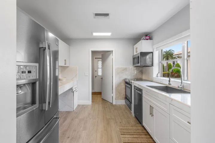 014-900MarbleWay-BocaRaton-FL-33432-SMAL