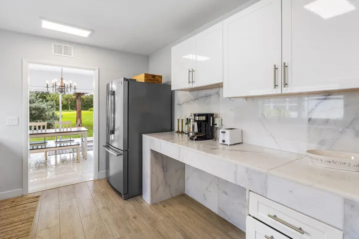 016-900MarbleWay-BocaRaton-FL-33432-SMAL
