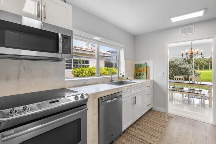 015-900MarbleWay-BocaRaton-FL-33432-SMAL