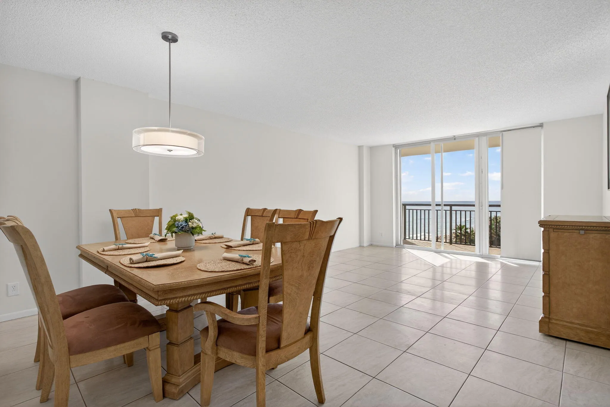 24-web-or-mls-1147-3730