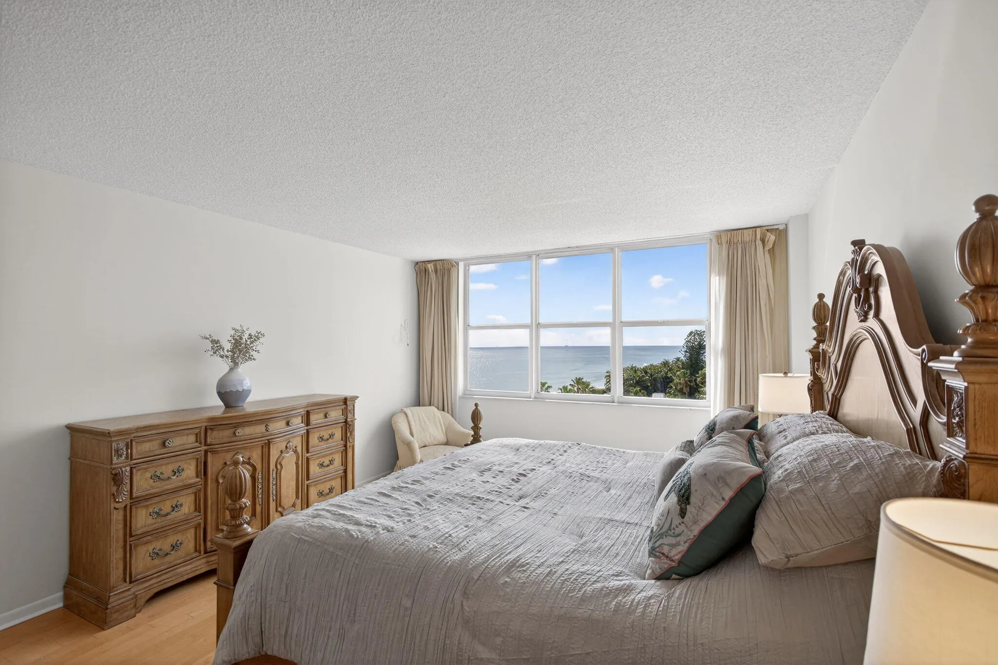 46-web-or-mls-1147-3841