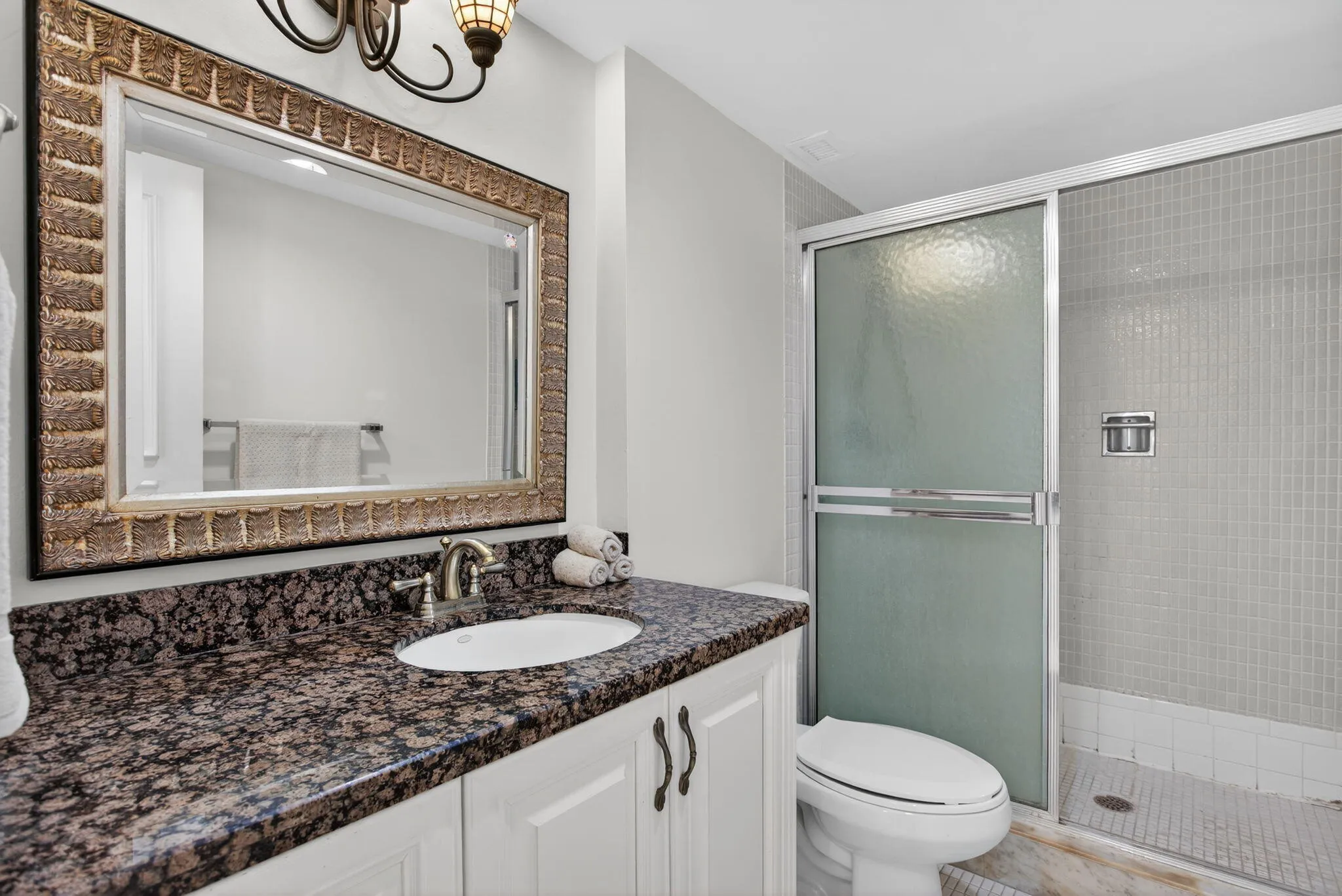 40-web-or-mls-1147-3810