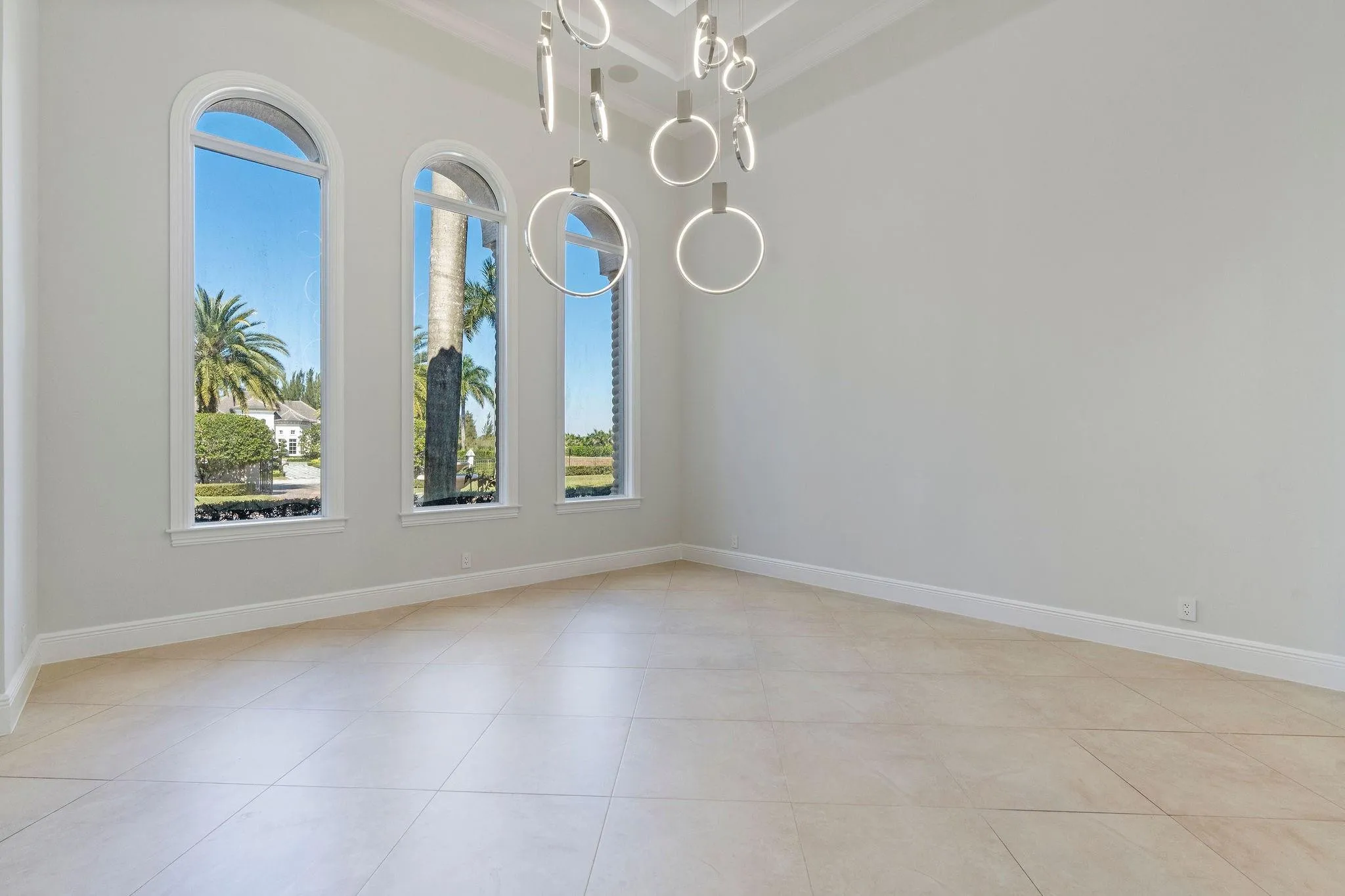 DINNING ROOM