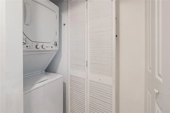 Washer/Dryer - pantry closet on the right