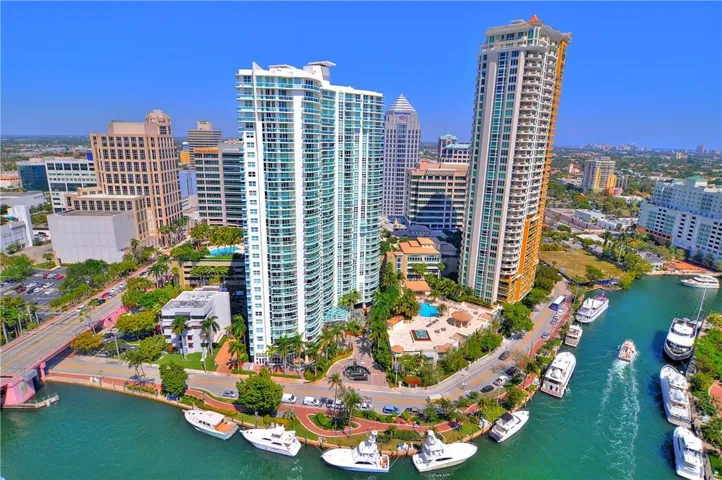 Just minutes from the Publix Market