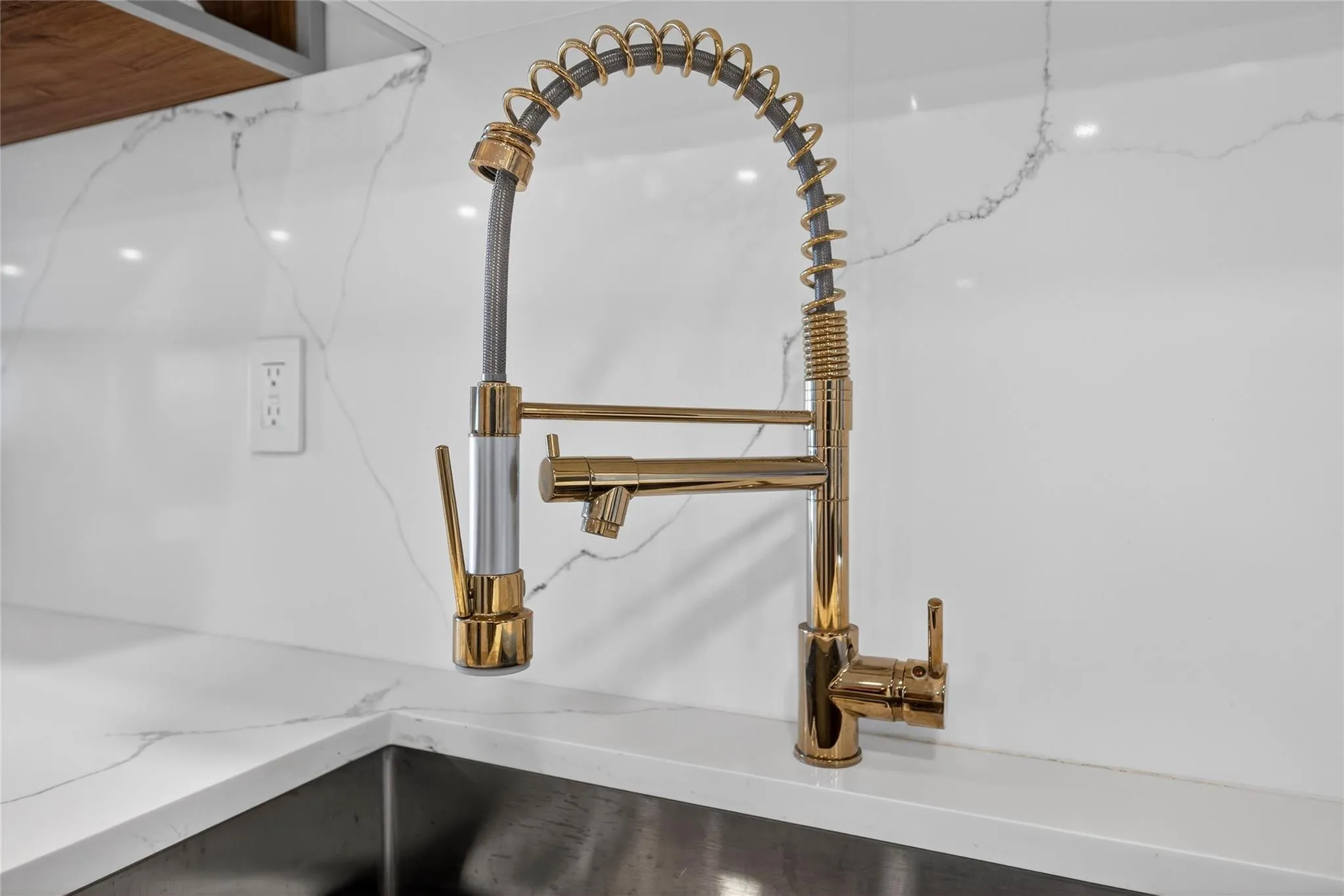 Kitchen sink