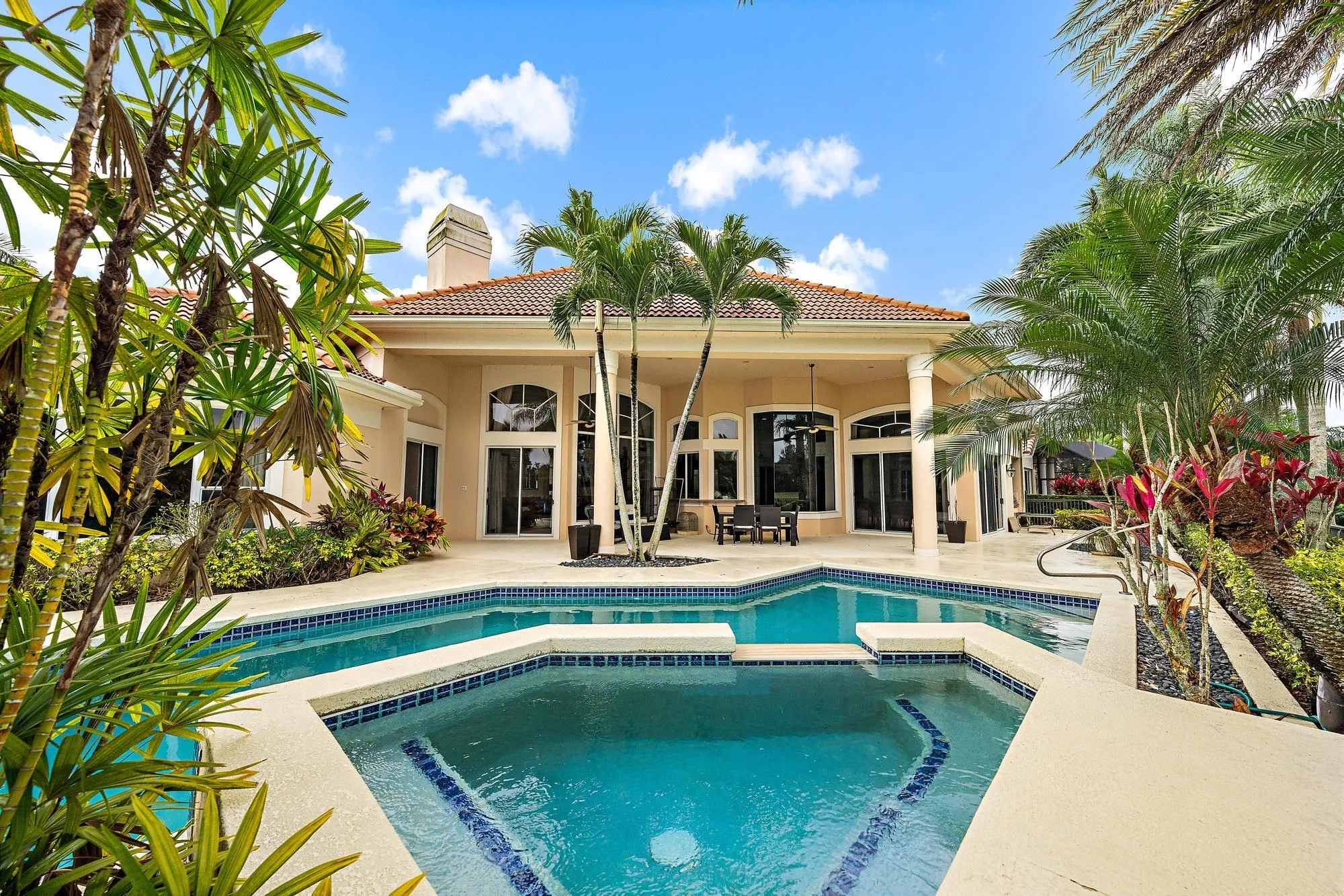 8412 Egret Meadow