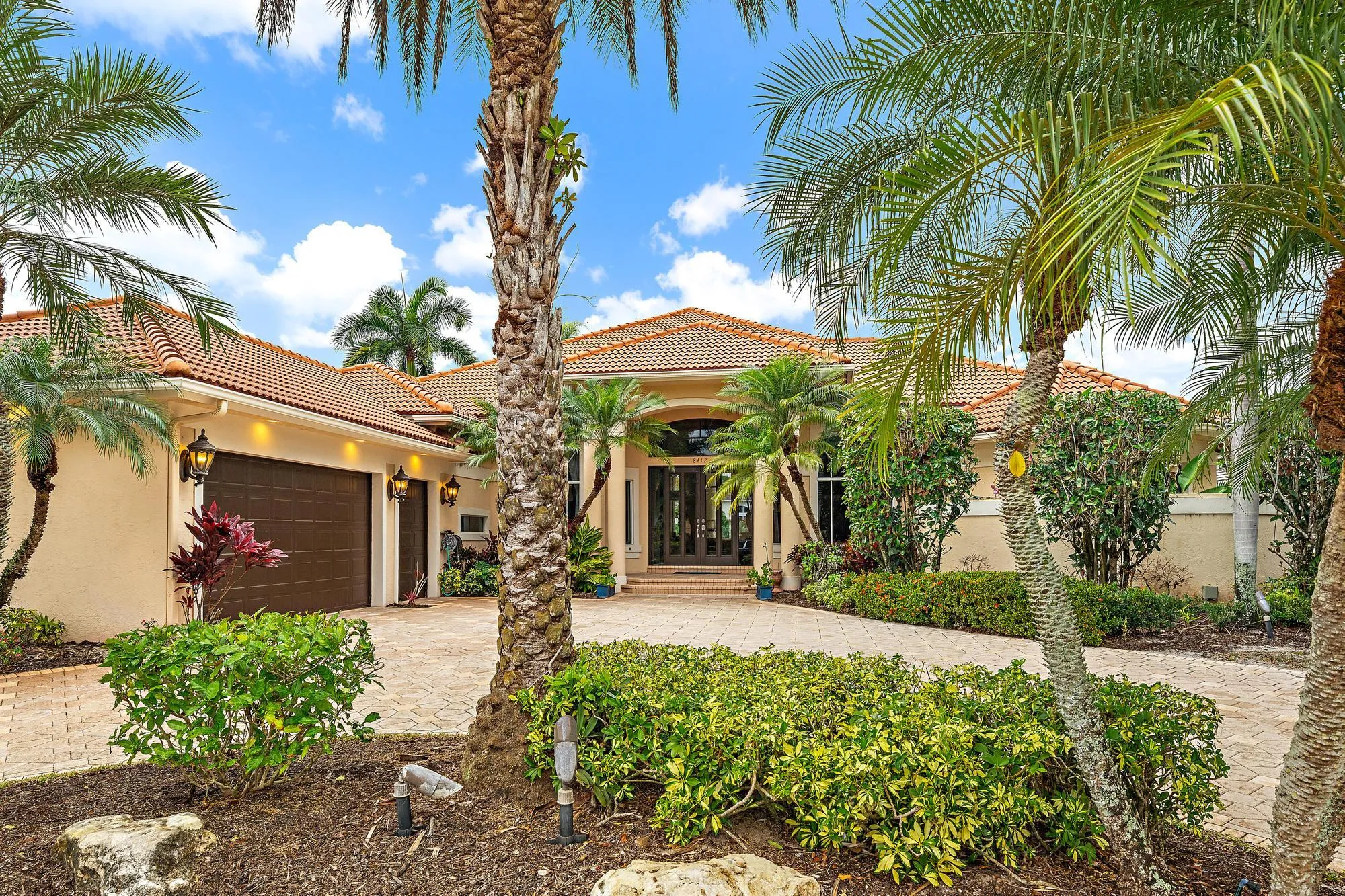 8412 Egret Meadow
