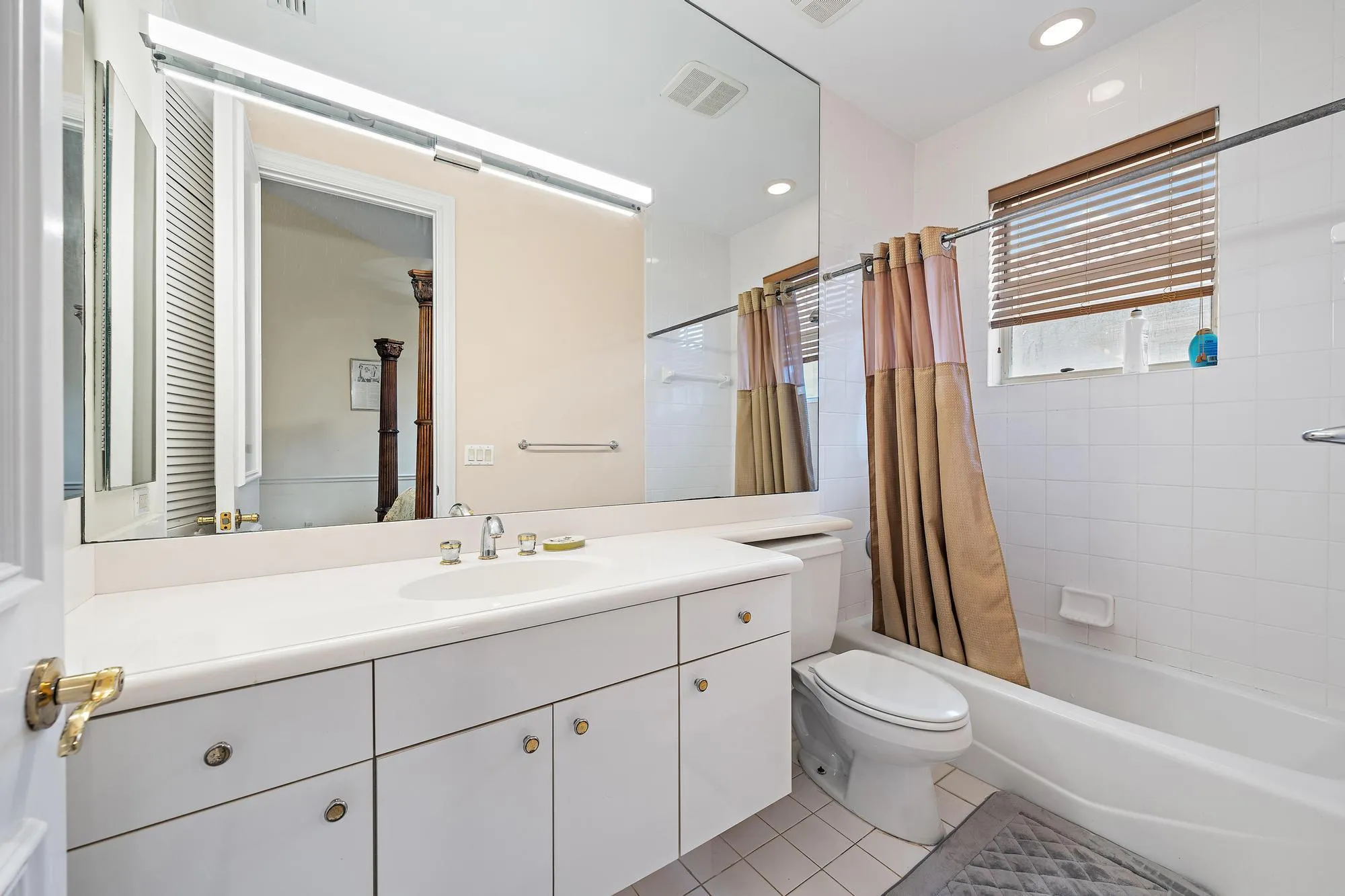 8412 Egret Meadow