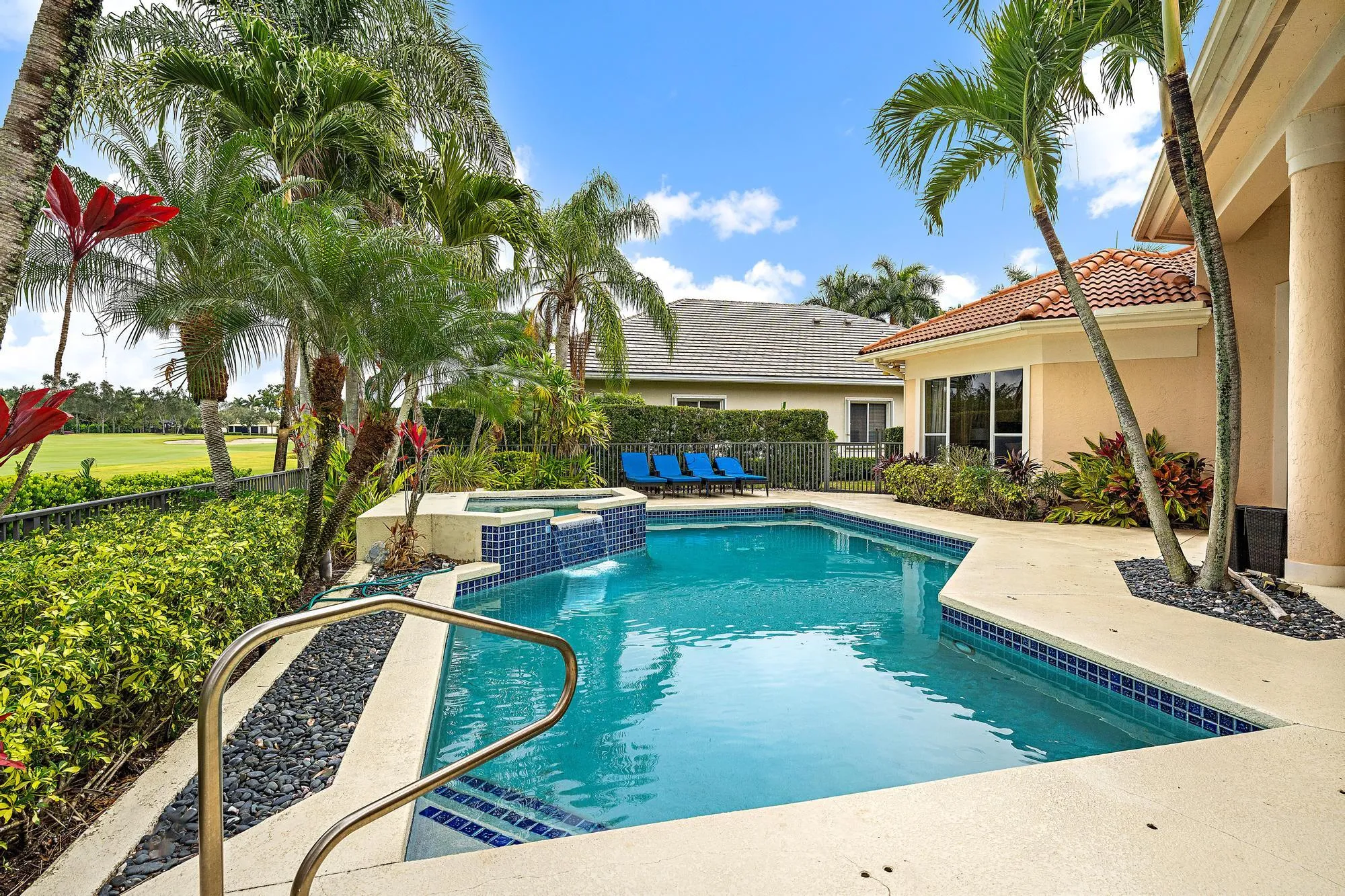 8412 Egret Meadow