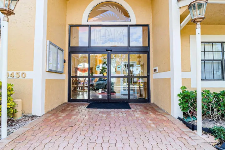 450 Palm Ave #55