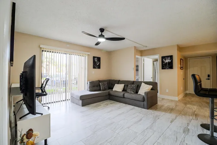 450 Palm #9
