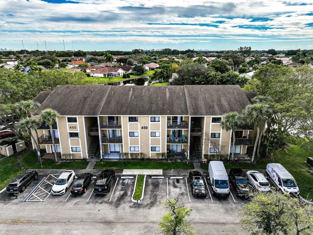 450 Palm Ave #63