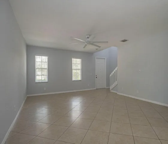 2143 Bell Living 2