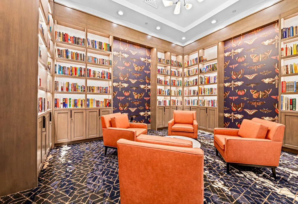 23 CLUBHOUSE LIBRARY 2