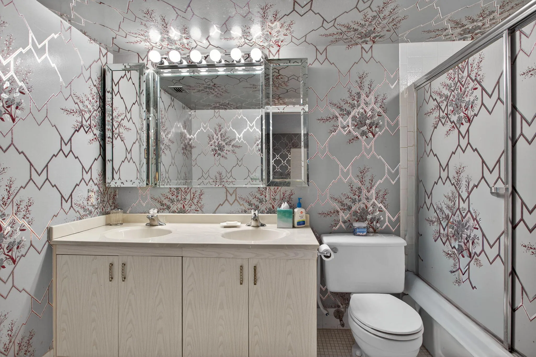 19-web-or-mls-2403 B4-1733