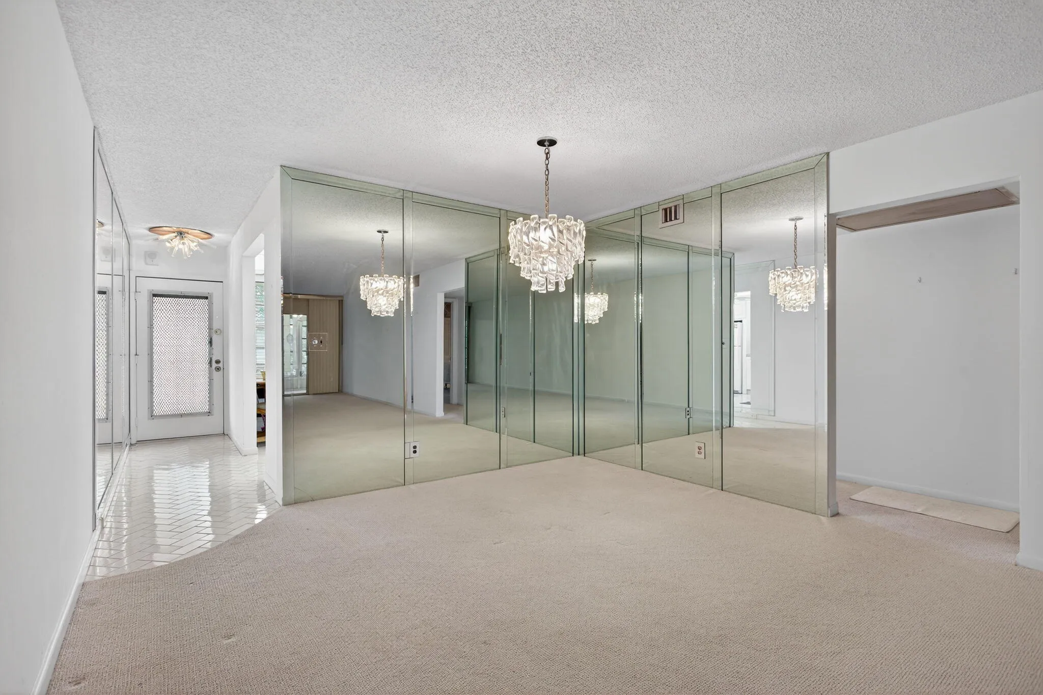 10-web-or-mls-2403 B4-1688