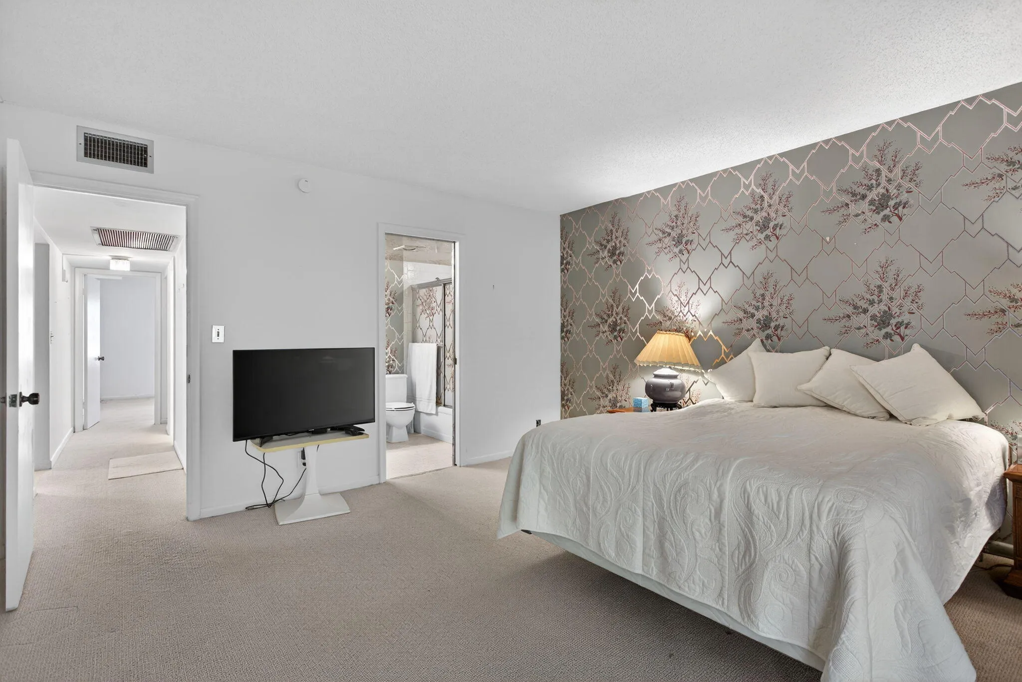 18-web-or-mls-2403 B4-1728