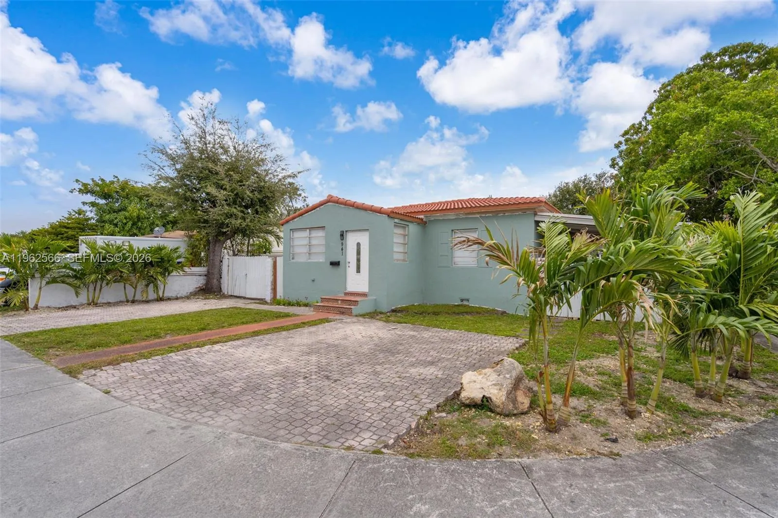 Property photo 33