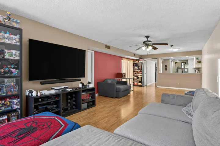 Living / Dining room